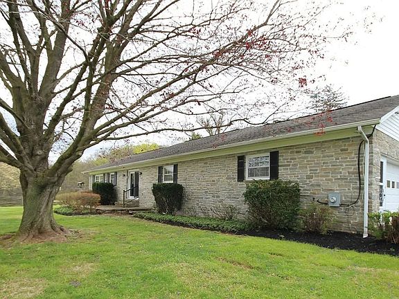 2nd image of 2213 Allibone Rd
