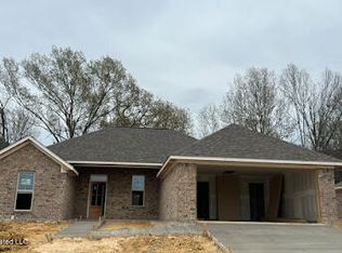 247 Hemingway Cir, Canton, MS 39046