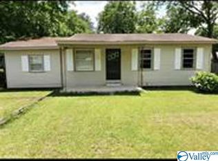 945 Cedar St SW, Decatur, AL 35601