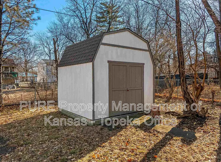 924 SW Watson Ave — Photo 5