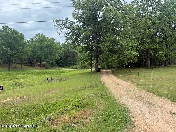 2nd image of Grady Rd