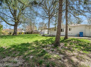 4445 Bedford St, Dearborn Heights, MI