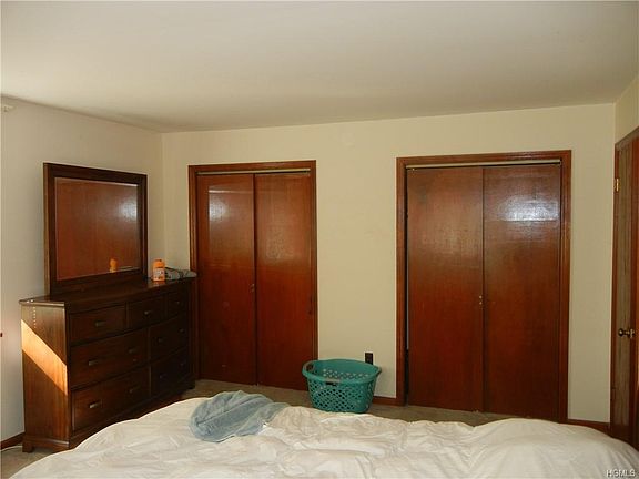 5th image of 3 Shore Dr APT 3