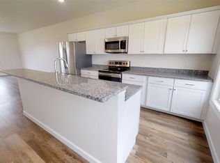4979 Sommers Way, Bettendorf, IA 52722
