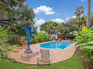 9006 Bonhomme Rd, Houston, TX 77074