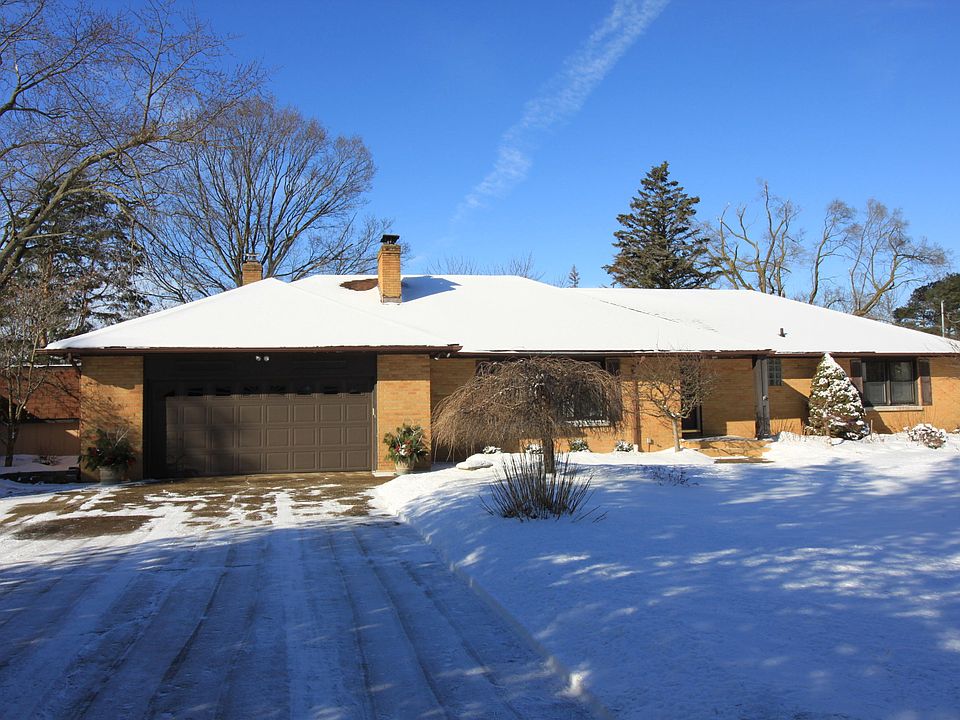 1st image of 1035 Rosalie Ave NW