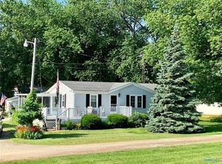 10056 W Collingwood Blvd, Oak Harbor, OH 43449