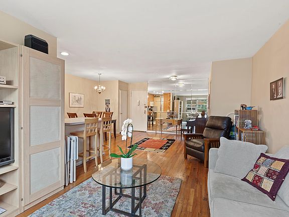 3rd image of 112-20 72nd Dr #A26
