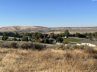 30404 S 984th Pr SE, Kennewick, WA 99338