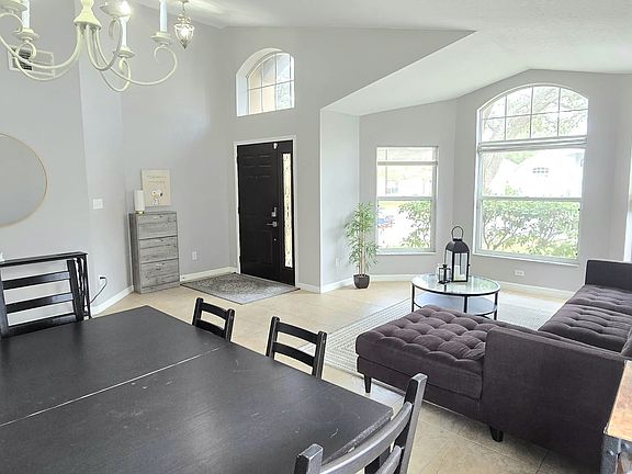 4th image of 3860 Heritage Oaks Ct