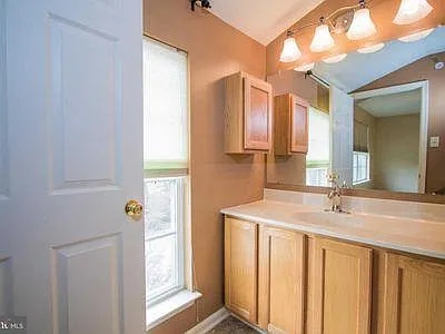 Master bath- Second floor
