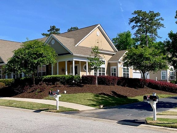 2nd image of 1401 Amberley Dr