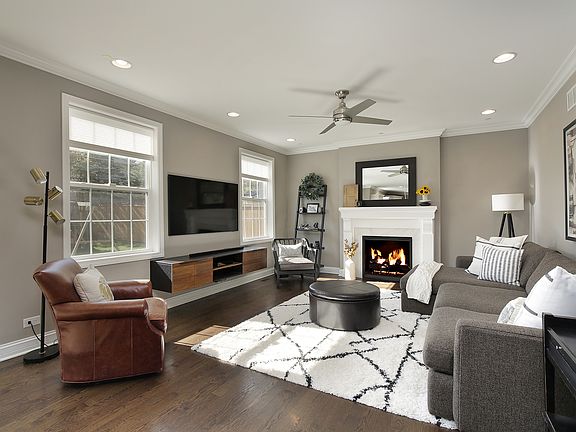 2nd image of 1113 Camille Ave