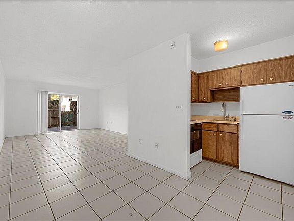 4th image of 419 Ocean Ave APT 202