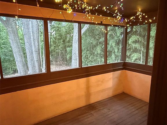 3rd image of 7209 Winery Ln