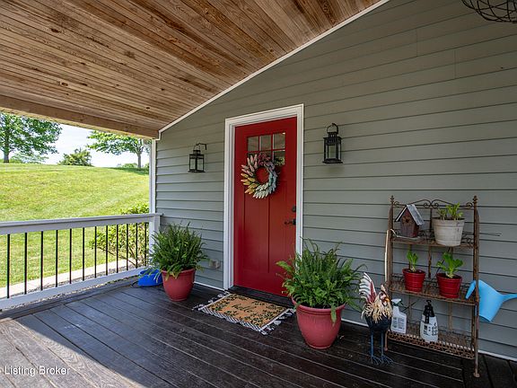 4th image of 75 Noahs Ln