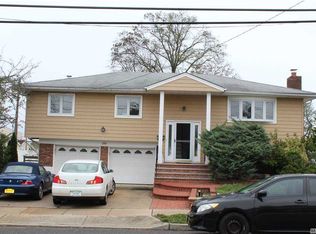 3191 Shore Rd, Oceanside, NY 11572