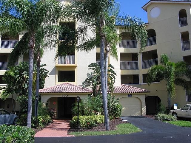 1st image of 300 Uno Lago Dr APT 202