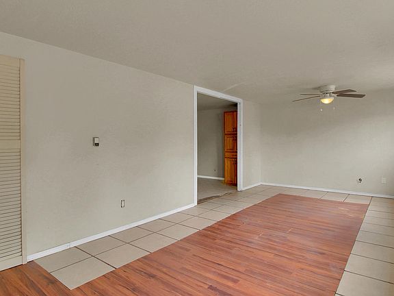 5th image of 1204 Idylwood Dr