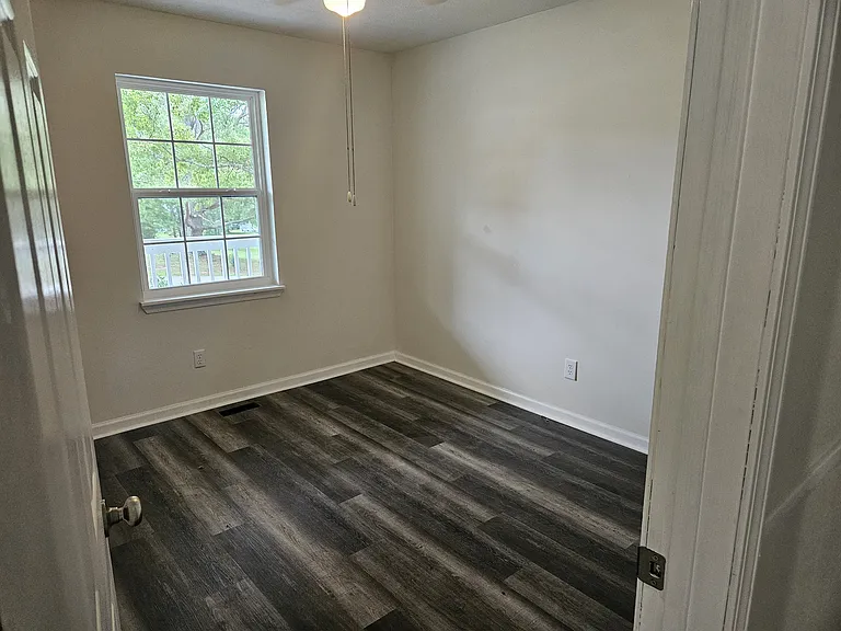 5801 Oakhaven Dr — Photo 11