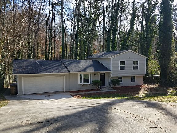 3rd image of 1594 Wildwood Rd