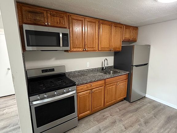 5th image of 50 Hildreth St APT 15