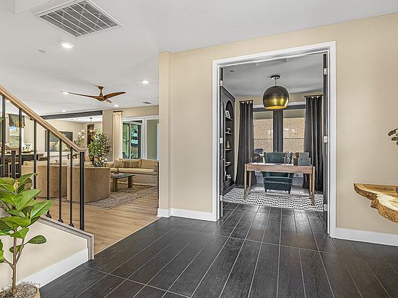 WR Meadow Plan 8 Foyer