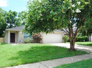 16827 Watering Oaks Ln, Houston, TX 77083