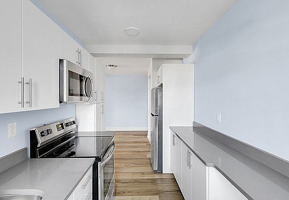 2nd image of 20-38 Seagirt Blvd #5D