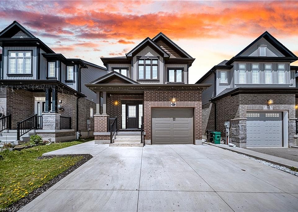 1st image of 107 Monarch Woods Dr