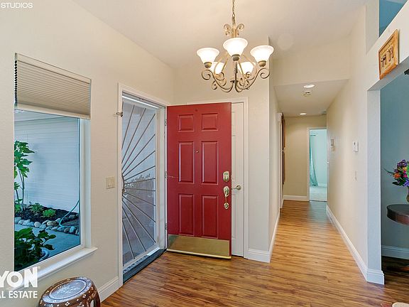 2nd image of 1239 Chenin Blanc Cir