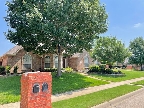 2nd image of 9729 Windy Hollow Dr