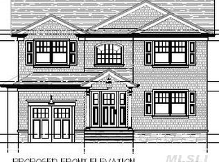 166 Massachusetts Ave, Massapequa, NY 11758
