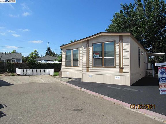 2nd image of 28999 Mercury St #104