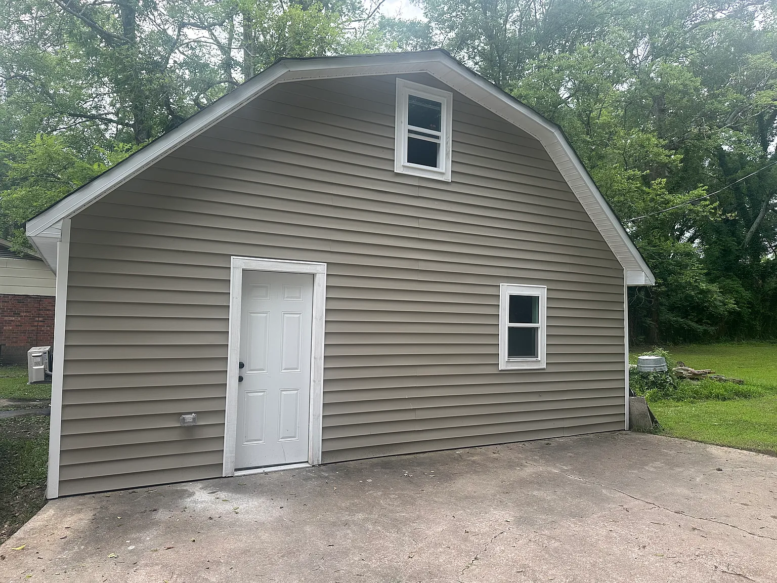 2 bed, 1200 sqft, $1,000 — Photo 1