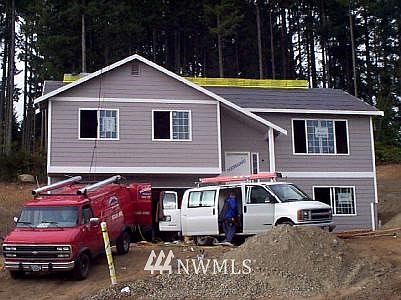 1st image of 3051 SE GROVEWOOD Street