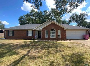 178 Oakwood Rd, Gladewater, TX 75647