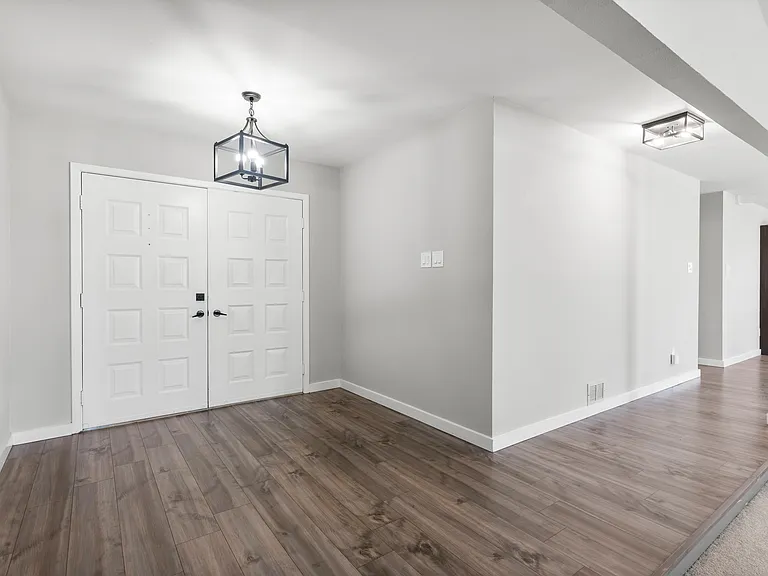 Large foyer space