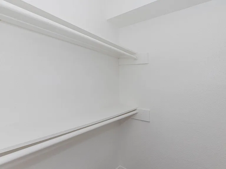 Galleria Flats Apartments — Photo 48