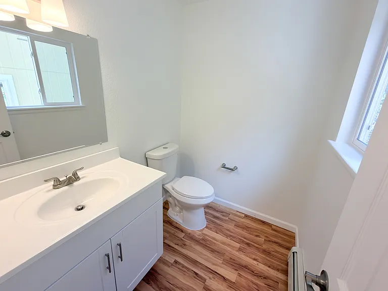 78 Haney Rd — Photo 9