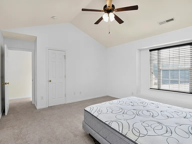 3094 Des Prez Ave — Photo 13