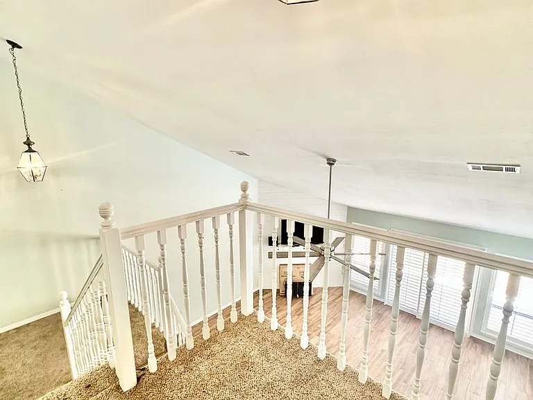 937 Holbrook Cir — Photo 21