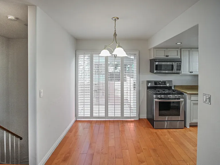 49 N Parkwood Ave #1 — Photo 7