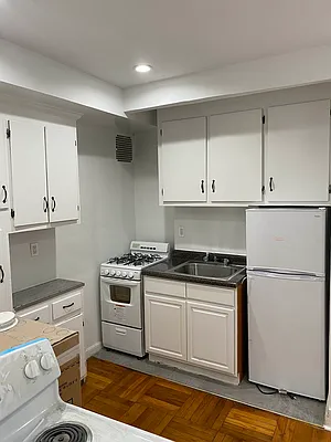 Rented by Legacy Realty Group NYC LLC | media 12