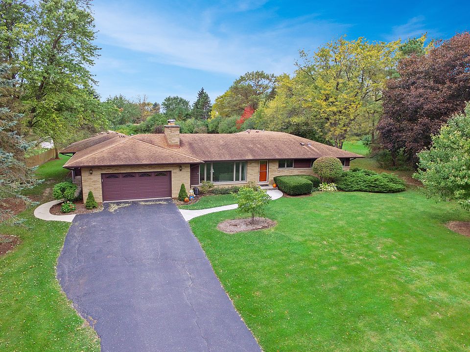 1st image of 2229 Heathercliff Dr