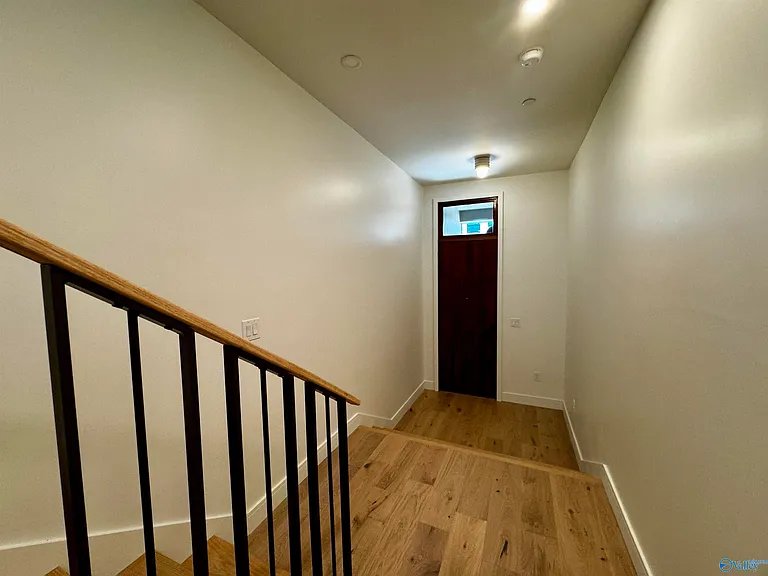 230 Washington St — Photo 6