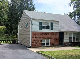 697 Old Marple Rd, Media, PA 19064