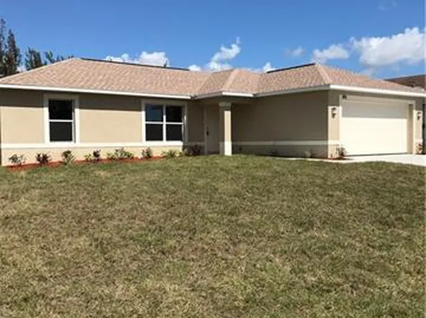 318 SE 46th Ln, Cape Coral, FL 33904