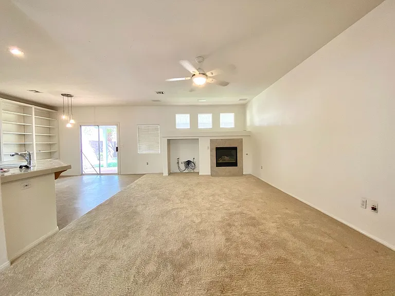 48 Vallejo Verde St — Photo 10