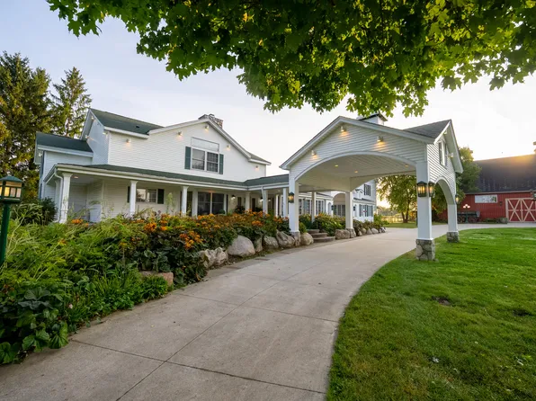 2681 Hadley Rd, Lapeer, MI 48446